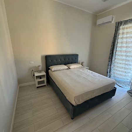 Airport House Apartment Naples Exterior photo