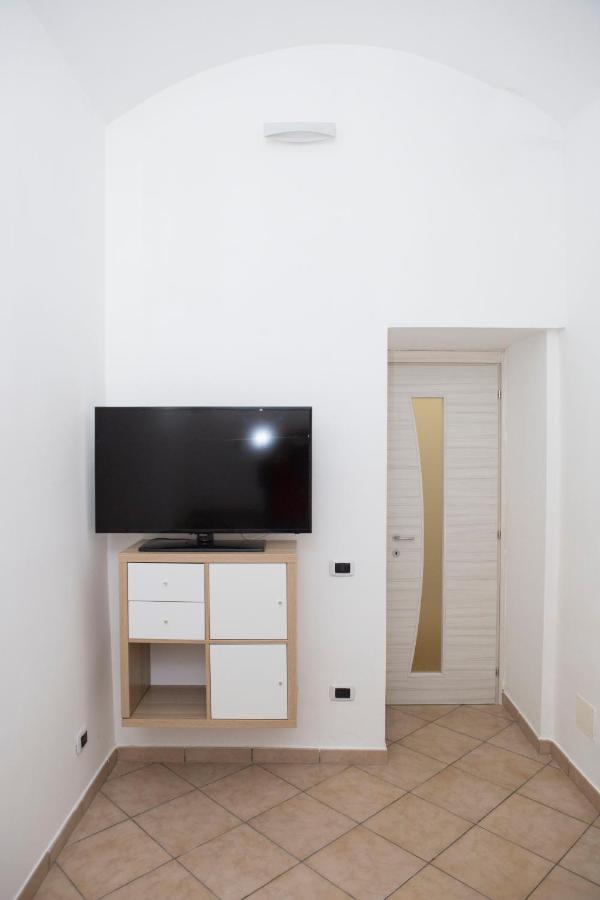 Airport House Apartment Naples Exterior photo